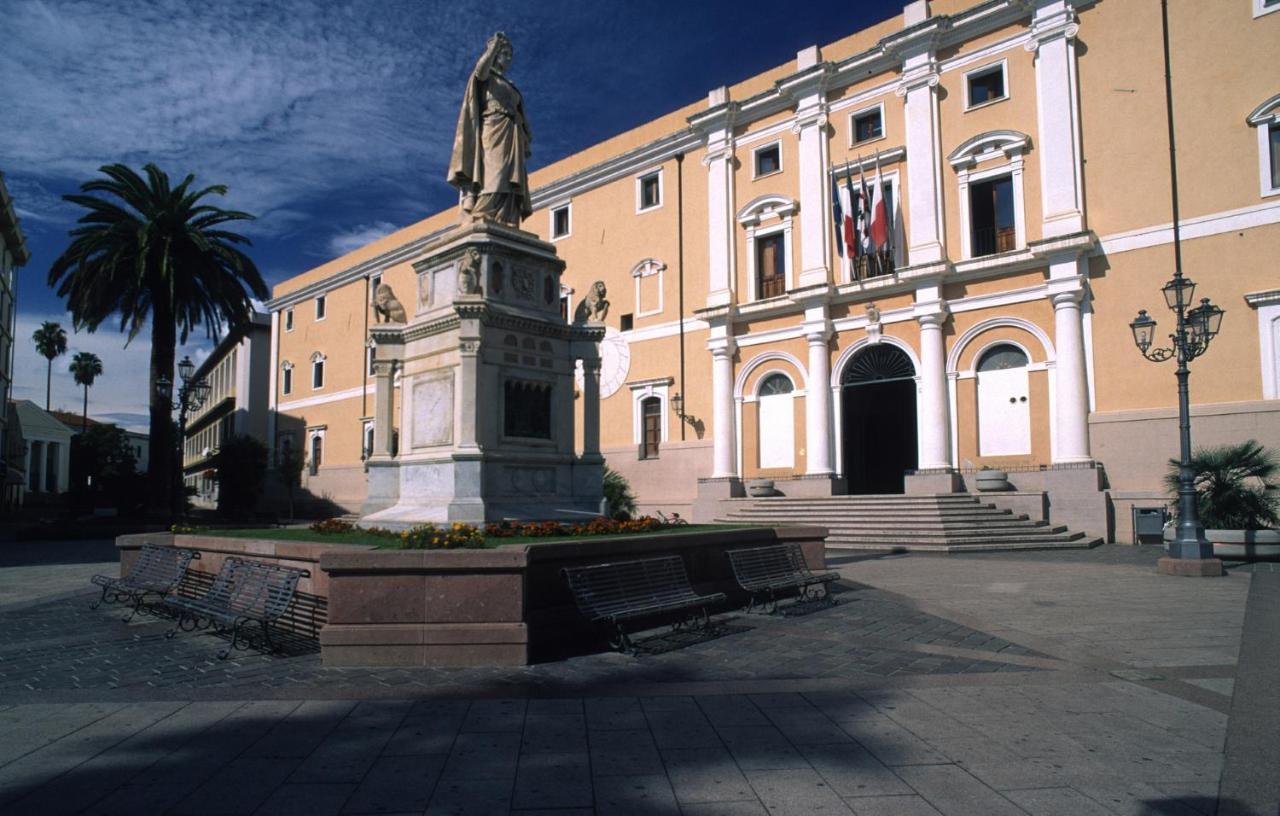 Dimora Del Chiostro Oristano Exterior foto